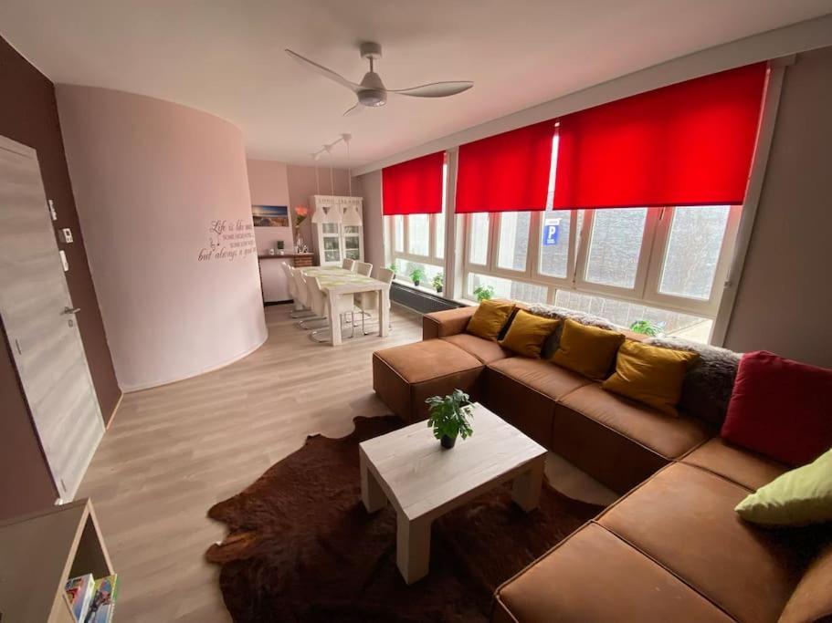 Gezellig Gezinsappartement. บลังเคนเบอร์เก ภายนอก รูปภาพ